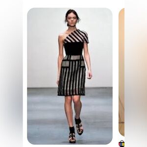 Christopher Kane Black and Cream One-Shoulder Dress 8UK (4 us